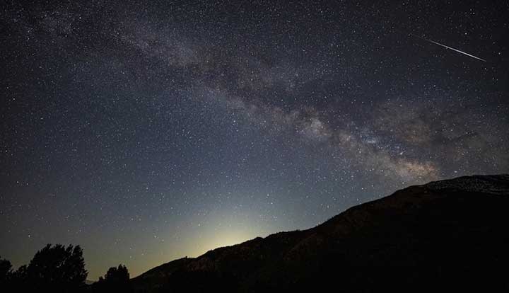 How high up are meteors 2