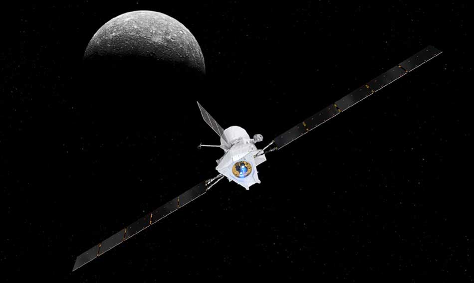Уявлення художника про космічний апарат BepiColombo під час його польоту до Меркурія. На своєму 7,2-річному шляху до планети, він раз пройде повз Землю, двічі повз Венеру й шість разів обійде довкола Меркурія, перш ніж потрапить на його орбіту. Розмах сонячних зонда становить майже 30 м, довжина зонда — 7,5 м. Зображення Меркурія, показане на другому плані, отримано космічним апаратом NASA «Маринер-10» (Mariner 10). Фото з сайту www.esa.int. best astro 18 17